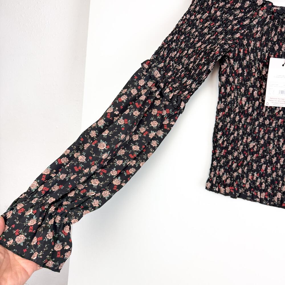 NWT Missguided Shirred Bardot Top Floral Off Shoulder LS Black - Size 6 US - Picture 4 of 10